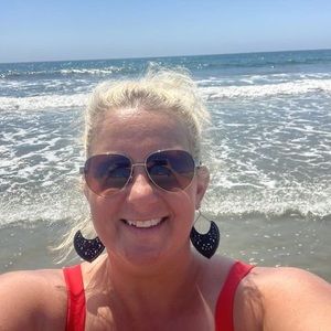 Meet your Posher, Rose